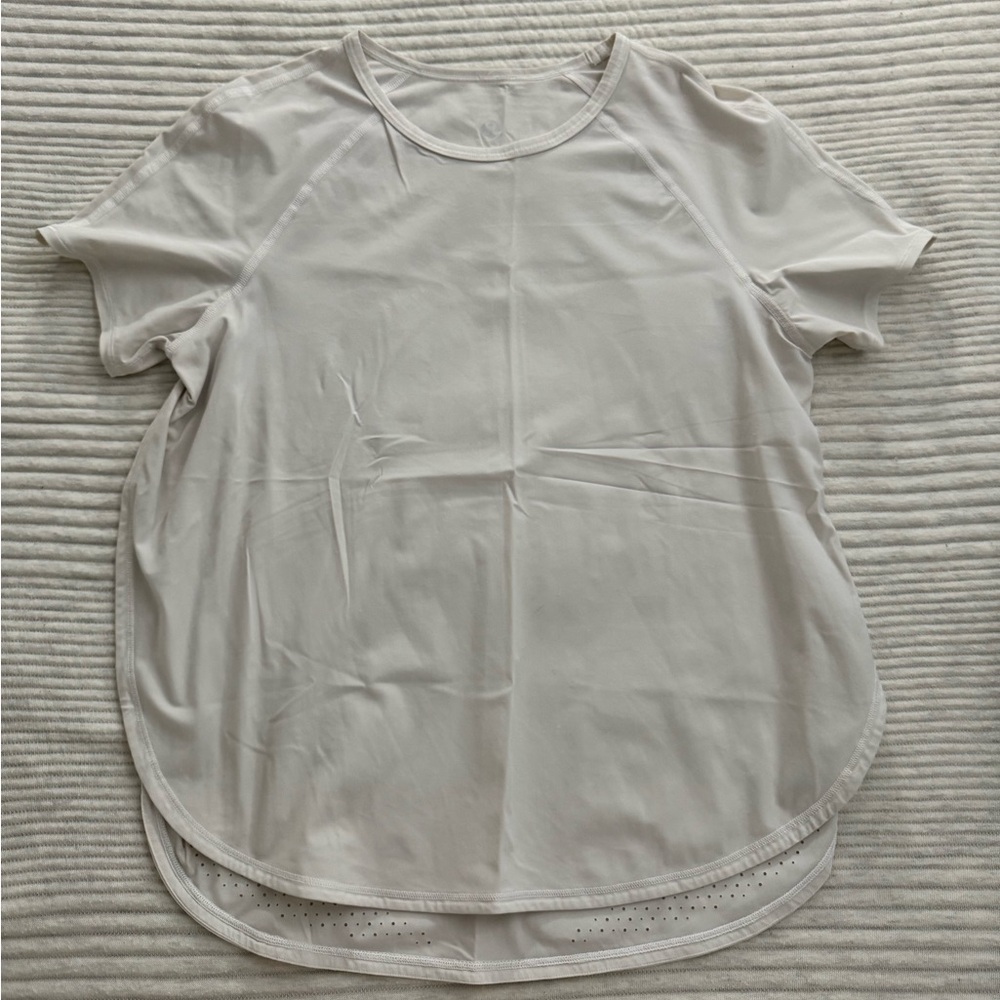 lululemon tee